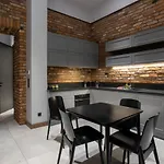 Tyzenhauz Superior 아파트 *