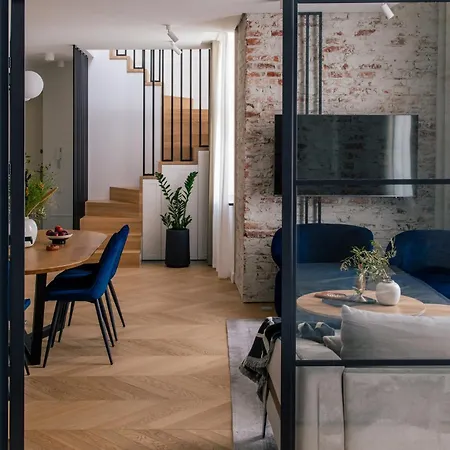 Tyzenhauz Superior Apartment Krakow