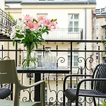 Tyzenhauz Superior Apartamento *